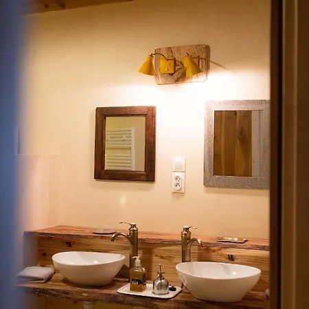 Le Flambeau 3* Le Bouchet-Saint-Nicolas