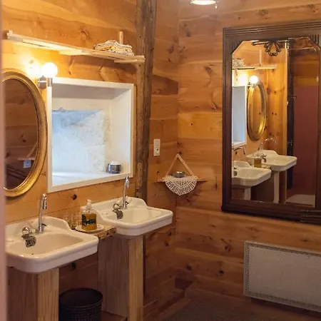 Le Flambeau 3* Le Bouchet-Saint-Nicolas