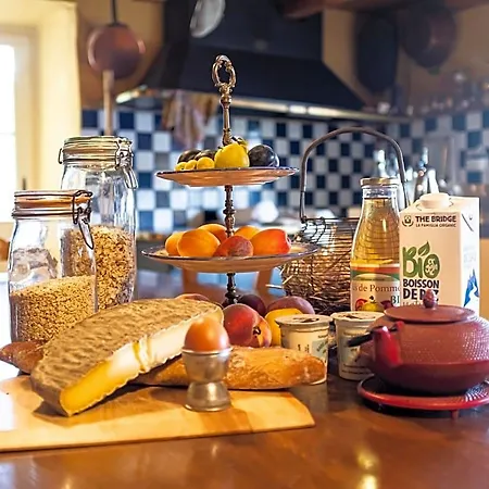Le Flambeau Bed & Breakfast