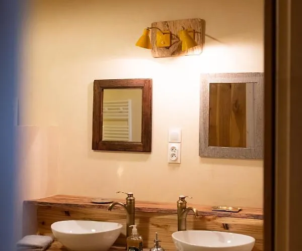 Le Flambeau 3* Le Bouchet-Saint-Nicolas