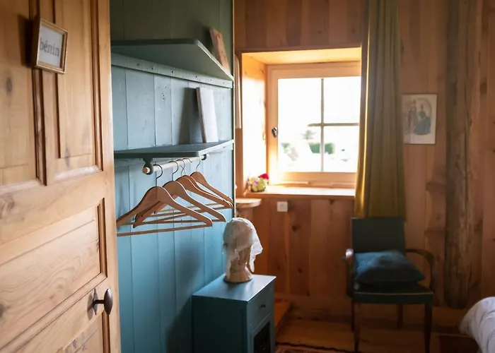 Le Flambeau Bed & Breakfast