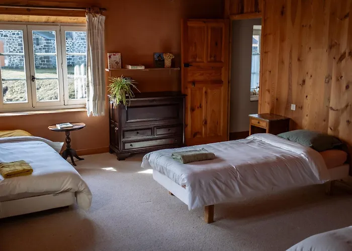 Le Flambeau Bed & Breakfast